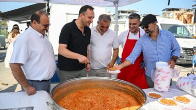 Bornova Belediye Başkanı Ömer Eşki, Türkiye'nin en büyük kent bostanında