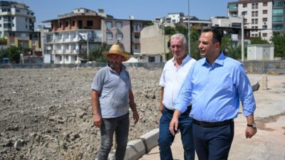 İzmir Bornova’da Kent Bostanları ve dayanışma tarlaları büyüyor. Bornova Belediyesi,