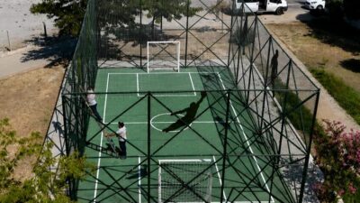 Karabağlar Belediyesi, çocukların ve gençlerin sporla daha fazla buluşması, mahallelerde