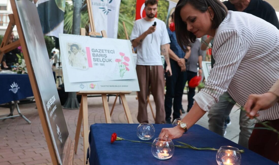 İzmir'de Karabağlar Belediyesi, İzmir Gazeteciler Cemiyeti'nin katkılarıyla, 32 yıl önce