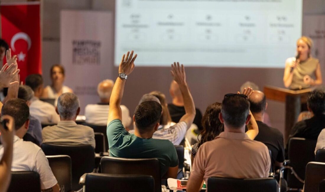 İzmir Büyükşehir Belediyesi’nin yurttaşların yerel yönetim süreçlerine doğrudan katılımını güçlendirmek
