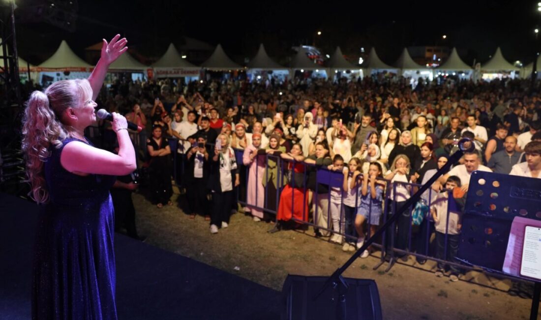 3. Geleneksel Sakarya Kültür Festivali, Millet Bahçesi’nde düzenlenen Karadeniz Kültür