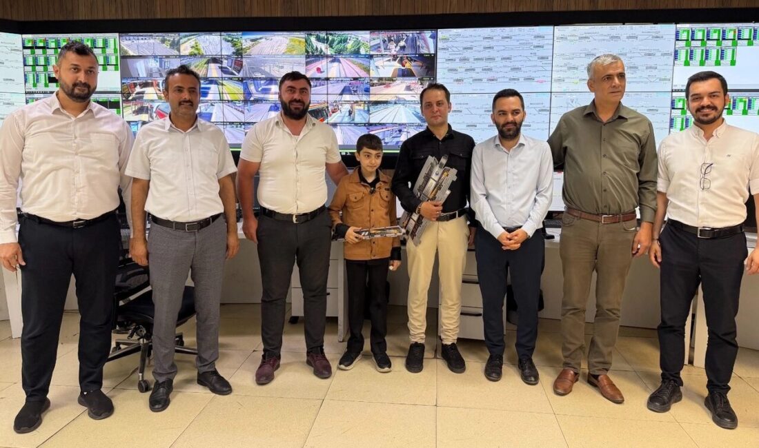 Kayseri Büyükşehir Belediyesi Ulaşım A.Ş., 13 yaşındaki tramvay tutkunu Miraç