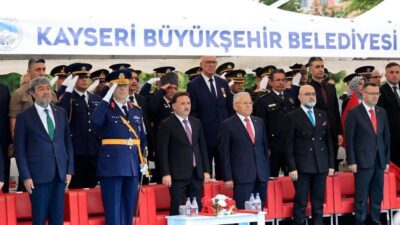 Kayseri Büyükşehir Belediye Başkanı Dr. Memduh Büyükkılıç, 30 Ağustos Zafer