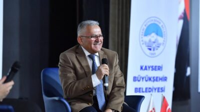 Kayseri Büyükşehir Belediyesi’nin ihtiyaç sahibi ailelerin çocuklarına yönelik 5 bin