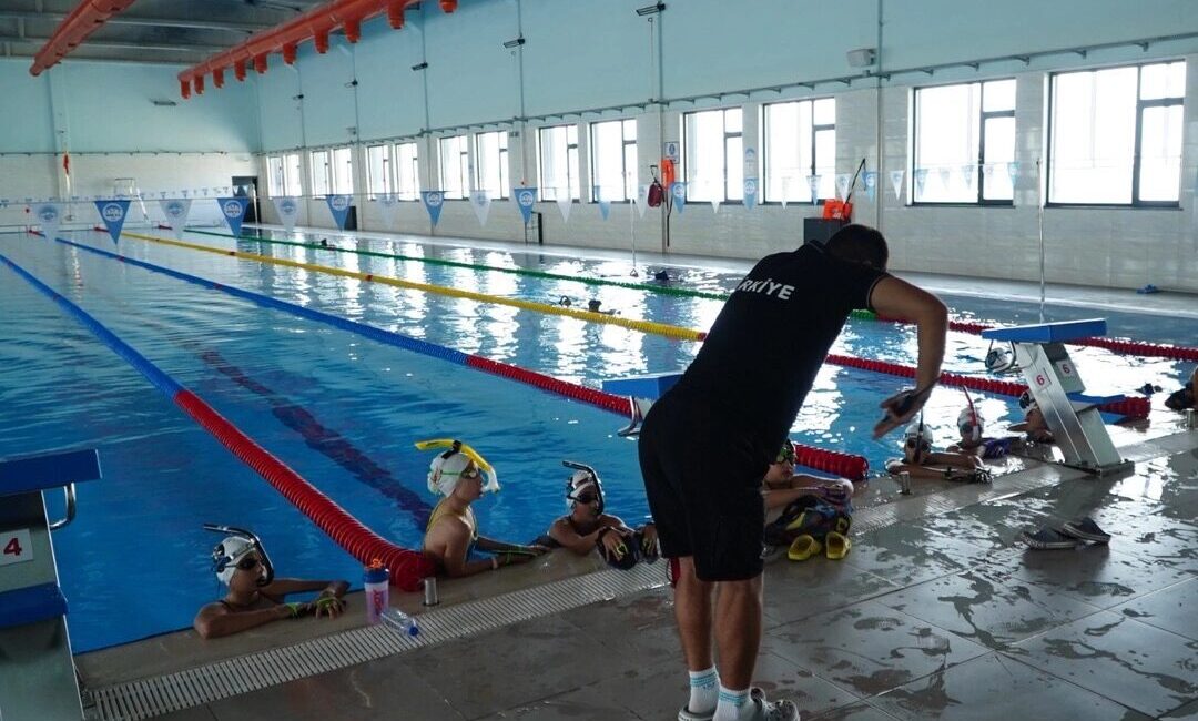Kayseri Büyükşehir Belediyesi bünyesinde hizmet veren Erciyes Yüksek İrtifa Kamp