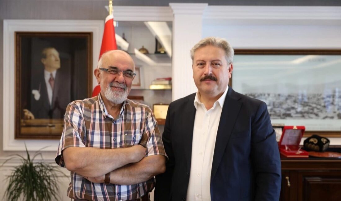 Kayseri Melikgazi Belediyesi, yeni eğitim-öğretim yılı öncesinde ihtiyaç sahibi aileleri