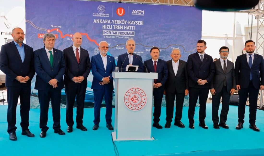 Ulaştırma ve Altyapı Bakanı Abdulkadir Uraloğlu, Kayseri Büyükşehir Belediye Başkanı