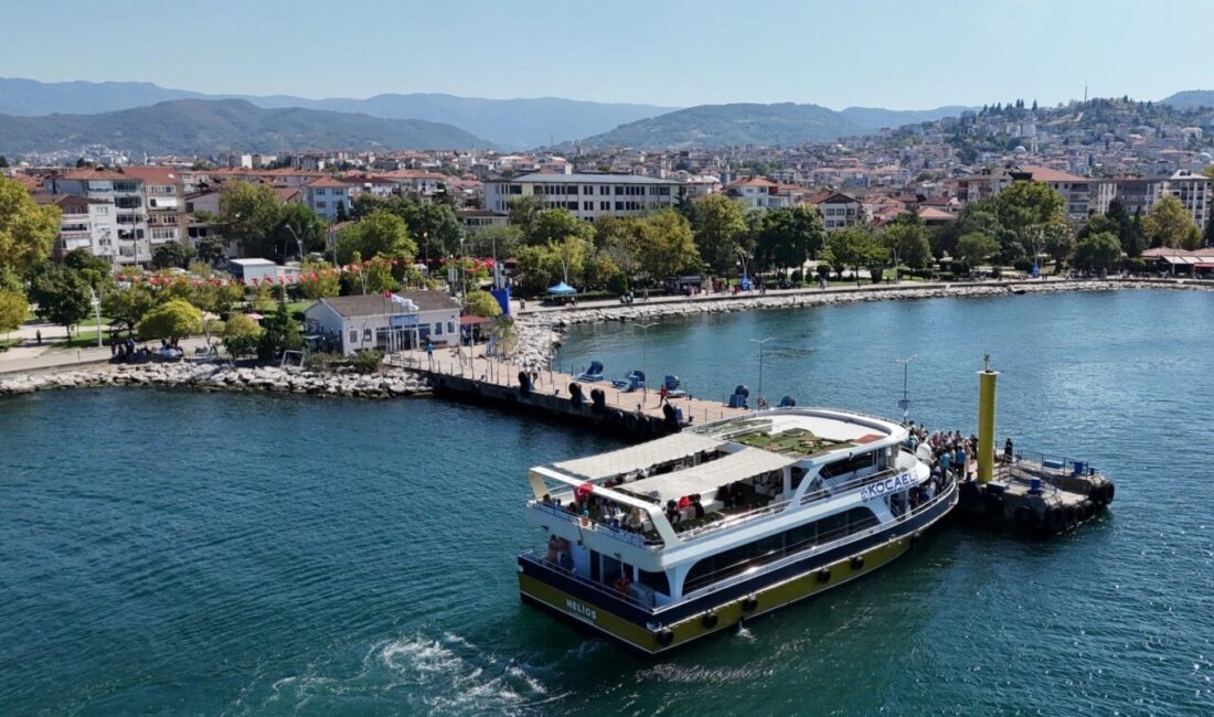 Kocaeli Büyükşehir Belediyesi, Gölcük Donanma Komutanlığı’nda düzenlenen TEKNOFEST Mavi Vatan’a