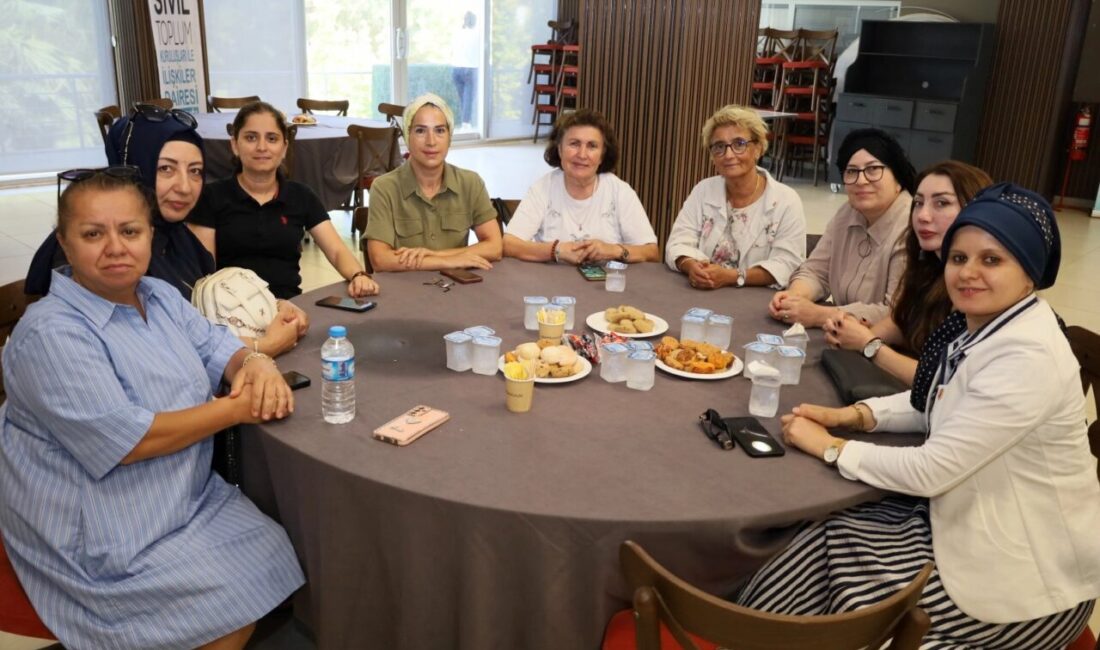 Kocaeli Büyükşehir Belediyesi, vatandaş odaklı hizmet anlayışını mahallelerde güçlendirmeye devam