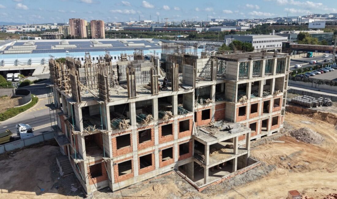 Kocaeli Çayırova Belediye Başkanı Bünyamin Çiftçi’nin geçtiğimiz aylarda müjdesini verdiği