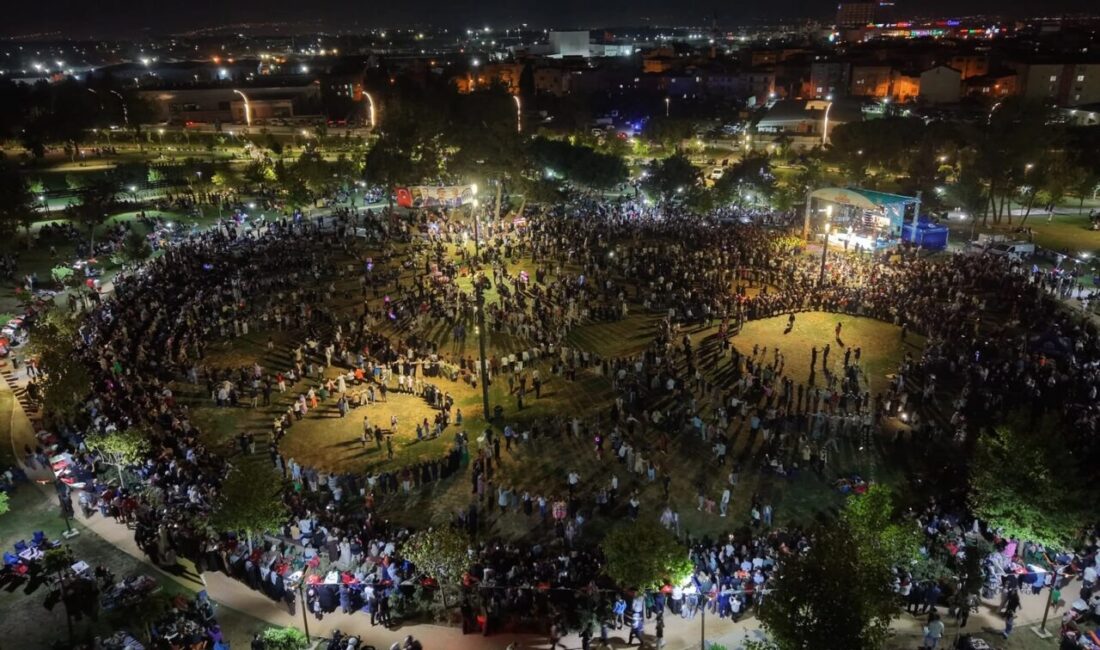 Kocaeli Gebze Belediyesi tarafından düzenlenen Yaz Konserleri kapsamında Ceyhun Can