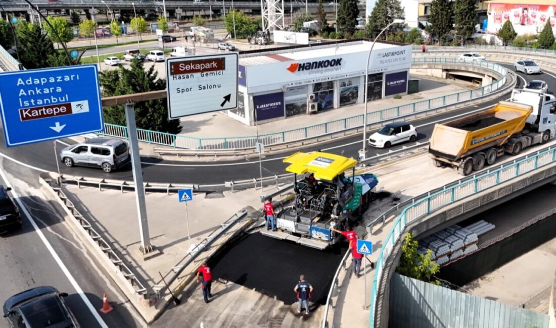 Kocaeli Büyükşehir Belediyesi, kent ulaşımının yoğun noktalarından biri olan 15