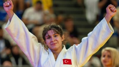 Kocaeli Büyükşehir Belediye Kağıtspor’un milli judocuları Tuğçe Beder ve İbrahim