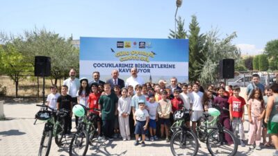 Konya Büyükşehir Belediyesi, “Güle Oynaya Camiye Gel” projesi kapsamında ilçelerin