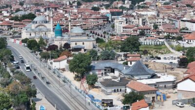 Konya Büyükşehir Belediye Başkanı Uğur İbrahim Altay, “Mevlana Türbesi Arkası