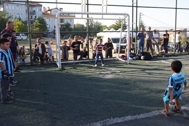 Kütahya Belediyesi ile Mavi Şimşek Spor Kulübü iş birliğiyle düzenlenen