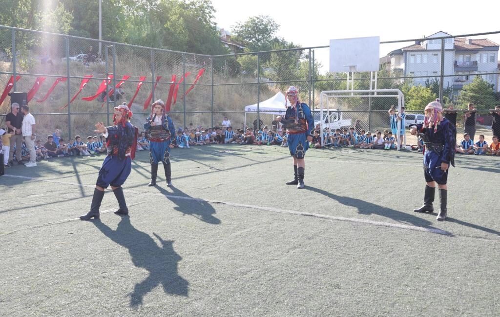 Kütahya Belediyesi ile Mavi Şimşek Spor Kulübü iş birliğiyle düzenlenen