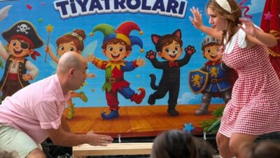 İstanbul'un Maltepe ilçesinde çocukların yaz akşamlarını eğlence ve sanatla geçirmeleri