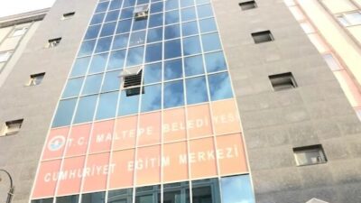 Maltepe Belediyesi Kütüphane ve Müzeler Müdürlüğü bünyesinde hizmet veren Cumhuriyet