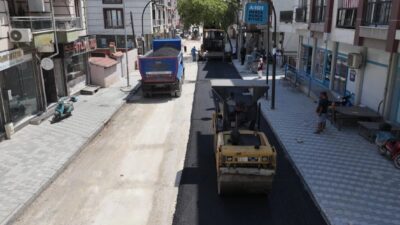 Manisa Büyükşehir Belediyesi, Soma ilçesi Turgutalp Mahallesi Atatürk Caddesi’nde sıcak