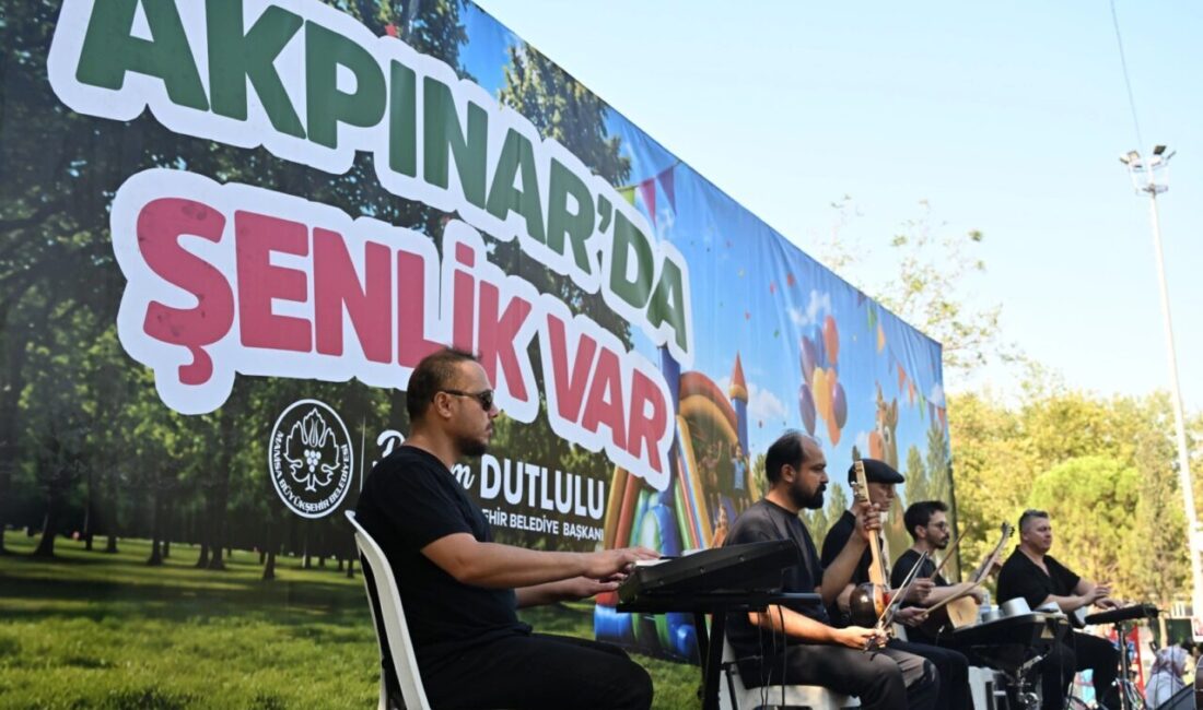 Manisa Büyükşehir Belediyesi tarafından düzenlenen “Akpınar’da Şenlik Var” programı, yeni