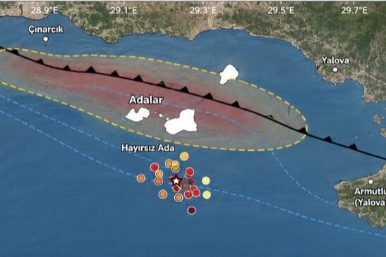 Saat 00.47’den 08.14’e kadar üç kısa süreli mikrodeprem aktivitesi kaydedildi.