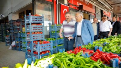 Kayseri Büyükşehir Belediye Başkanı Dr. Memduh Büyükkılıç, günün erken saatlerinde