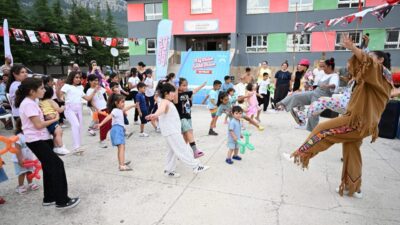 Mersin Büyükşehir Belediyesi, yaz tatilinde çocukların keyifli vakit geçirmesi için