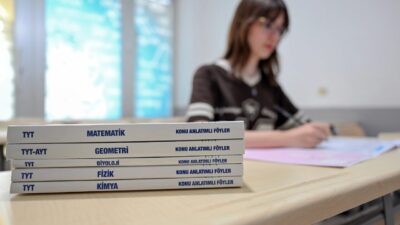 Mersin Büyükşehir Belediyesi’nin Eğitim ve Öğretimi Destekleme Kurs Merkezleri, gençlerin