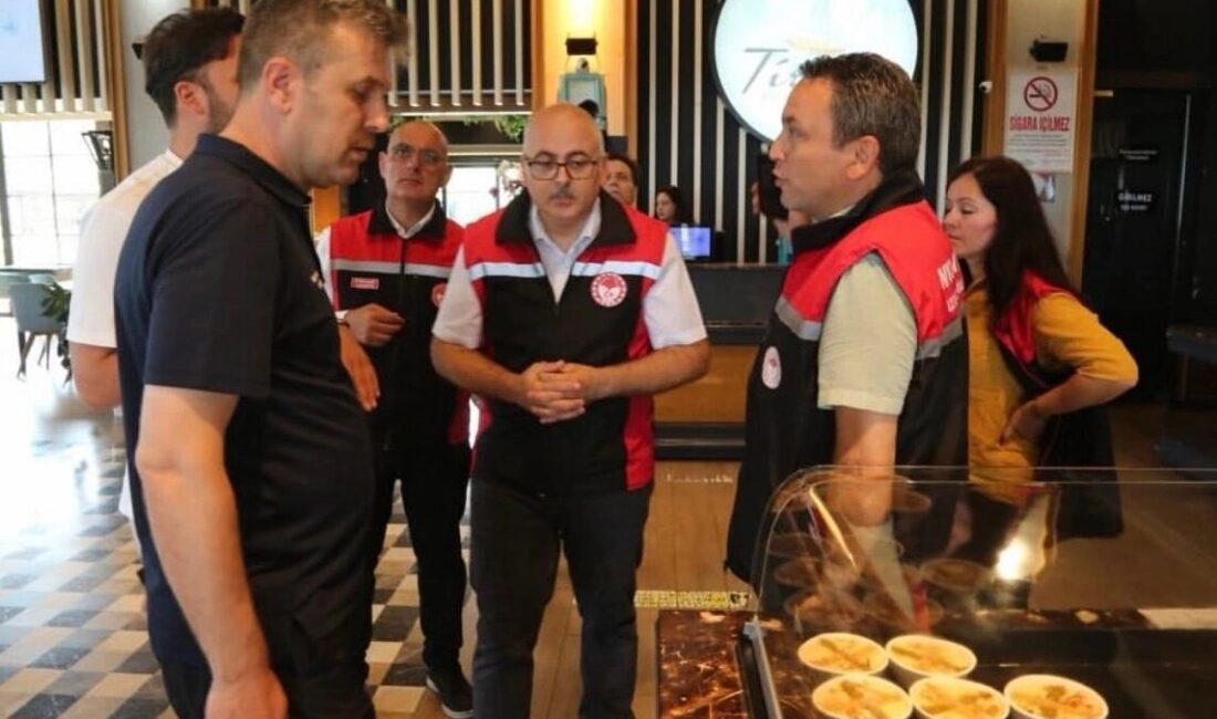 Bursa’nın Mudanya ilçesinde gıda denetimleri yoğunlaştırıldı. Lokanta, restoran ve kafelerde