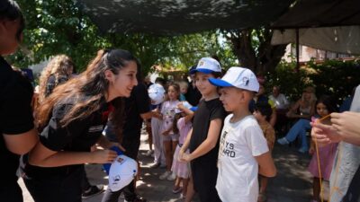 Muğla Büyükşehir Belediyesi Fethiye Yeşilüzümlü’de yaşanan yangından etkilenen çocuklar için