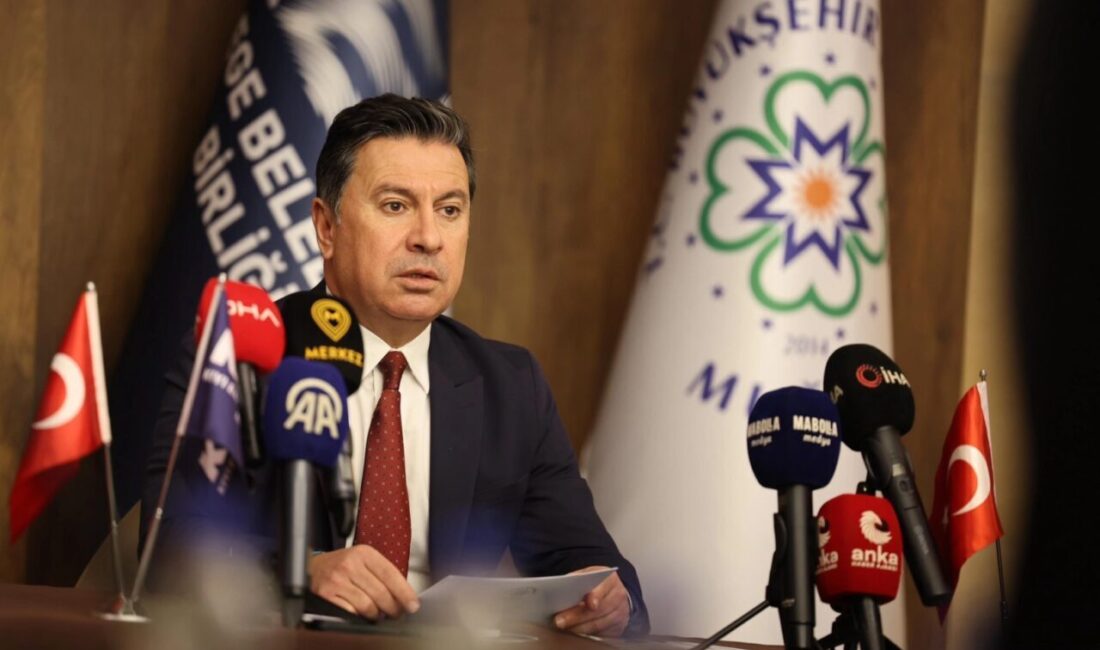 Muğla Büyükşehir Belediye Başkanı Ahmet Aras, Hukuk Müşavirliği görevindeki değişikliğe