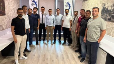 Kamuda görev yapan mühendis, mimar, şehir plancısı ve teknik hizmetler