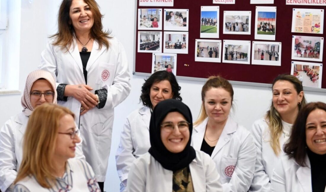 Milli Eğitim Bakanlığı (MEB)'nca, kadrolu öğretmenlerin 2026 yılı yaz tatili