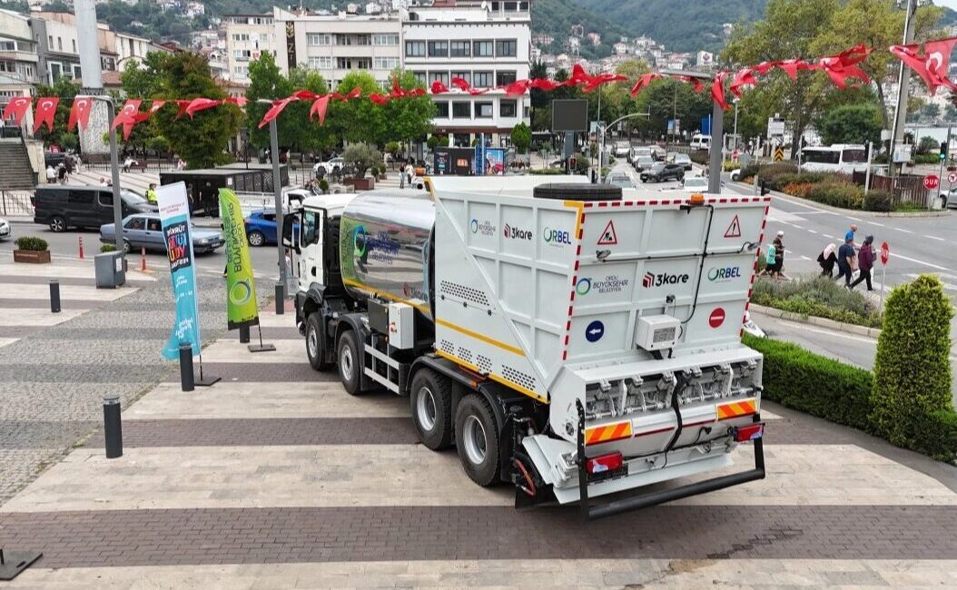 Ordu Büyükşehir Belediyesi, filosuna 2 yeni araç daha kazandırdı.