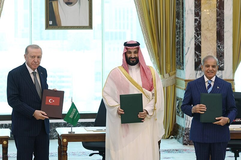 Türkiye, Pakistan ve Suudi Arabistan arasındaki Mekke Ortak Savunma Anlaşması