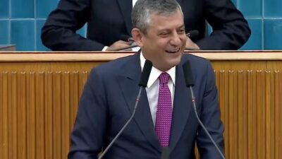 YENİ Parti Genel Başkanı Özgür Özel, partisinin TBMM'deki ilk grup