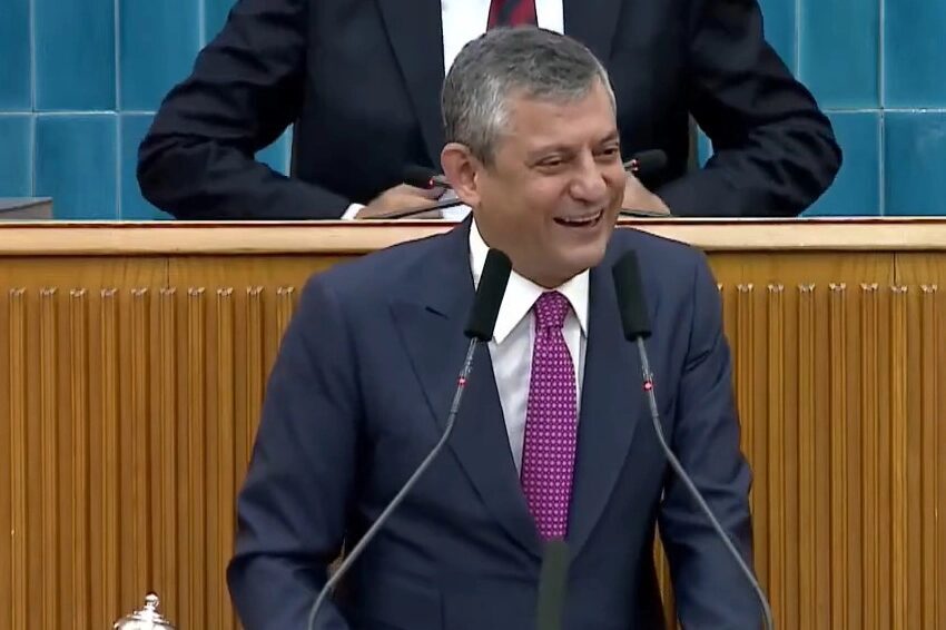 YENİ Parti Genel Başkanı Özgür Özel, partisinin TBMM'deki ilk grup