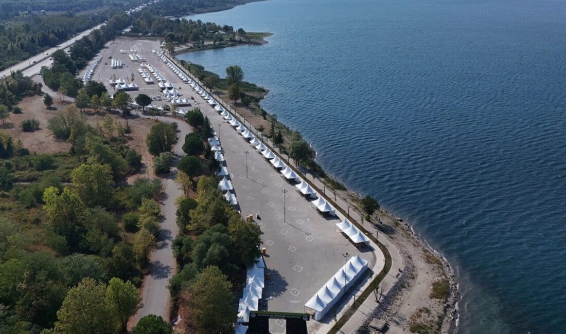 Sakarya Büyükşehir Belediyesi’nin şehri peyzaj, süs bitkiciliği ve bahçe sanatları