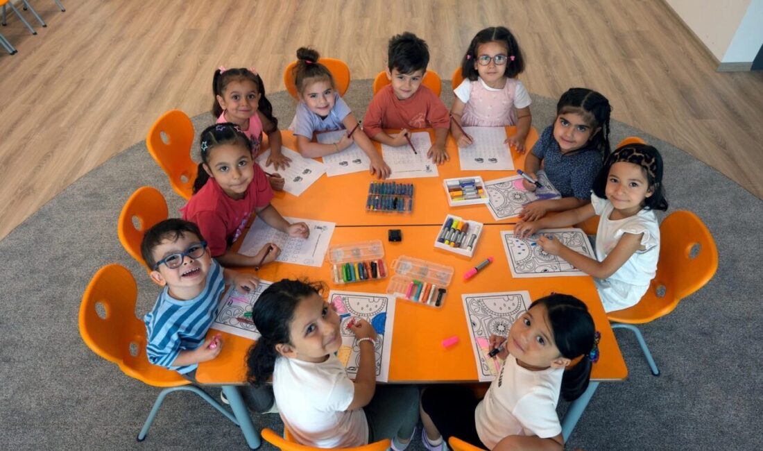 Sakarya Büyükşehir Belediyesi, şehir genelinde ağırlık verdiği Sosyal Gelişim Merkezi