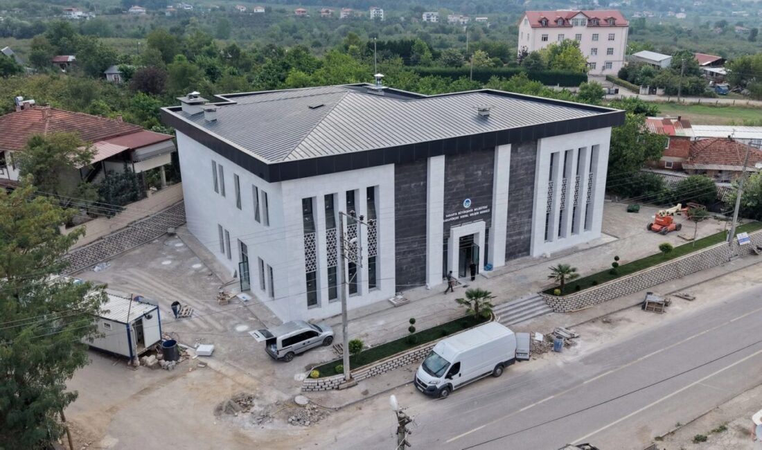 Sakarya Büyükşehir Belediye Başkanı Yusuf Alemdar, Karapürçek’in sosyal yaşamına değer
