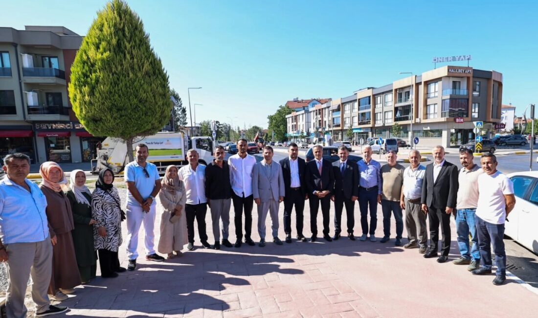 Sakarya Büyükşehir Belediyesi Başkanı Yusuf Alemdar, şehir merkezine ulaşımı büyük