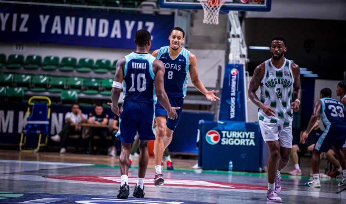 TOFAŞ Basketbol Takımı, yeni sezon hazırlıkları kapsamında ikinci hazırlık maçında