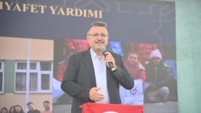 Trabzon Büyükşehir Belediye Başkanı Ahmet Metin Genç, Hayrat’ta düzenlenen 4.