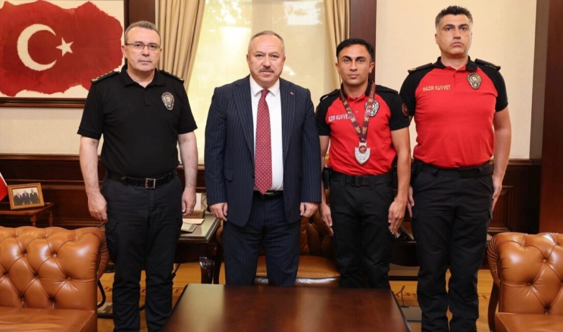 Emniyet Genel Müdürü Ali Fidan, Türkiye Kulüpler Yarışması’nda 200 metre