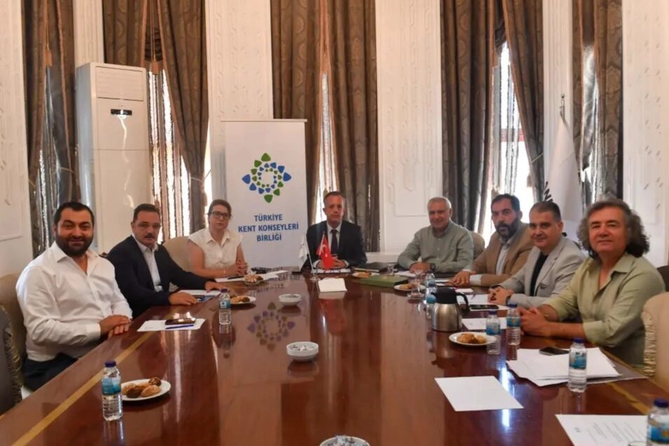 Ankara’da gerçekleştirilen 17. Dönem Yönetim Kurulu Toplantısı’nda Balıkesir Kent Konseyi
