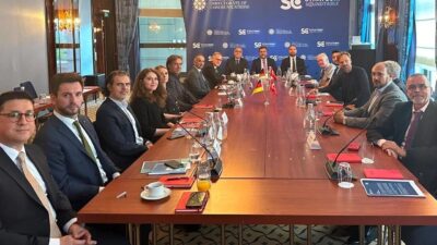 Stratcom Roundtable’ın Berlin’de düzenlenen ilk yurt dışı toplantısında hibrit tehditlerin