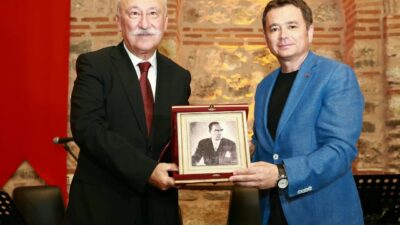 Osmangazi Belediyesi, 30 Ağustos Zafer Bayramı’nın 104’üncü yıl dönümünü, usta