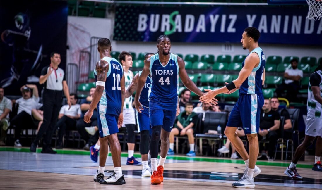 Bu yıl 26.’sı düzenlenen Cevat Soydaş Basketbol Turnuvası’nın ilk gününde